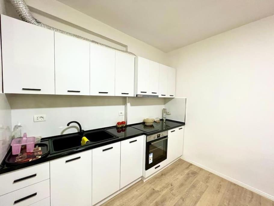 Family-friendly 2-br In * Tirana