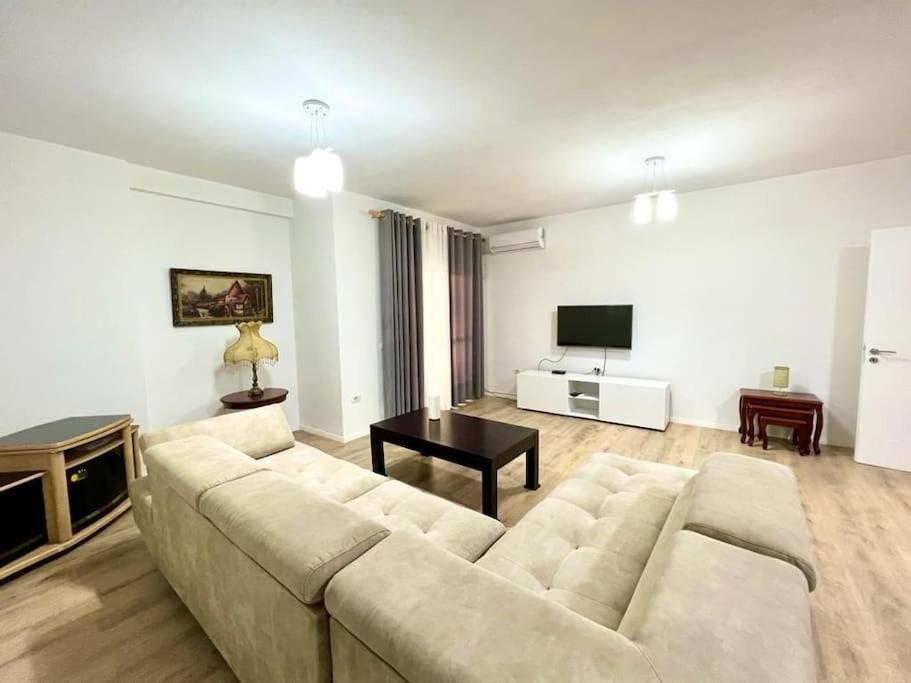 Family-friendly 2-br In * Tirana