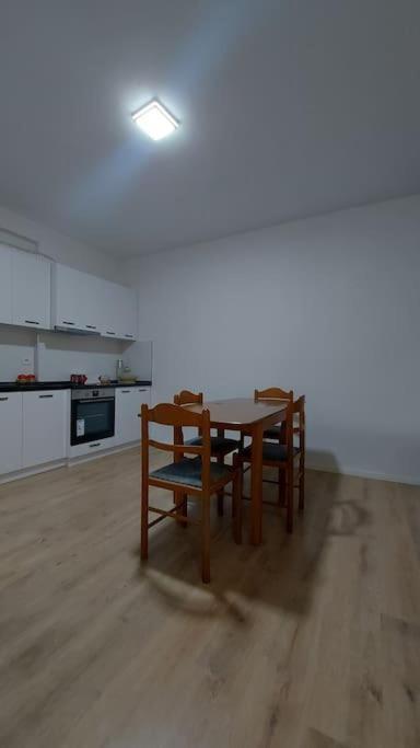 Family-friendly 2-br In * Tirana